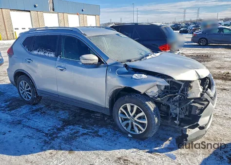 2017 Nissan Rogue S z USA, uszkodzony, nr VIN 5N1AT2MT9HC860030